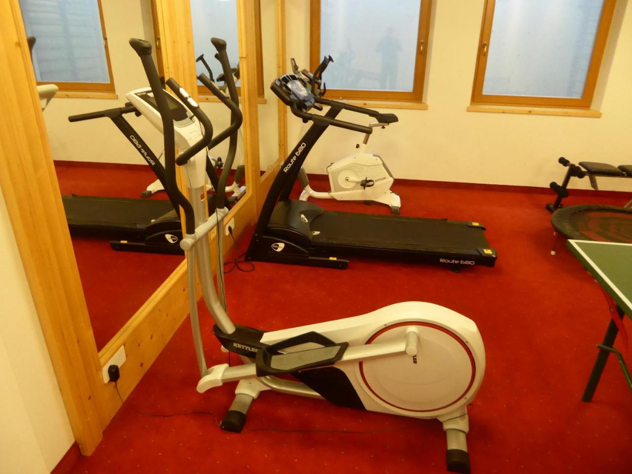 Sporthotel Rasen ราซุน ดิ ซอตโต ภายนอก รูปภาพ